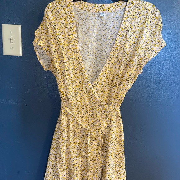 yellow and light pink tie dress - Picture 1 of 5